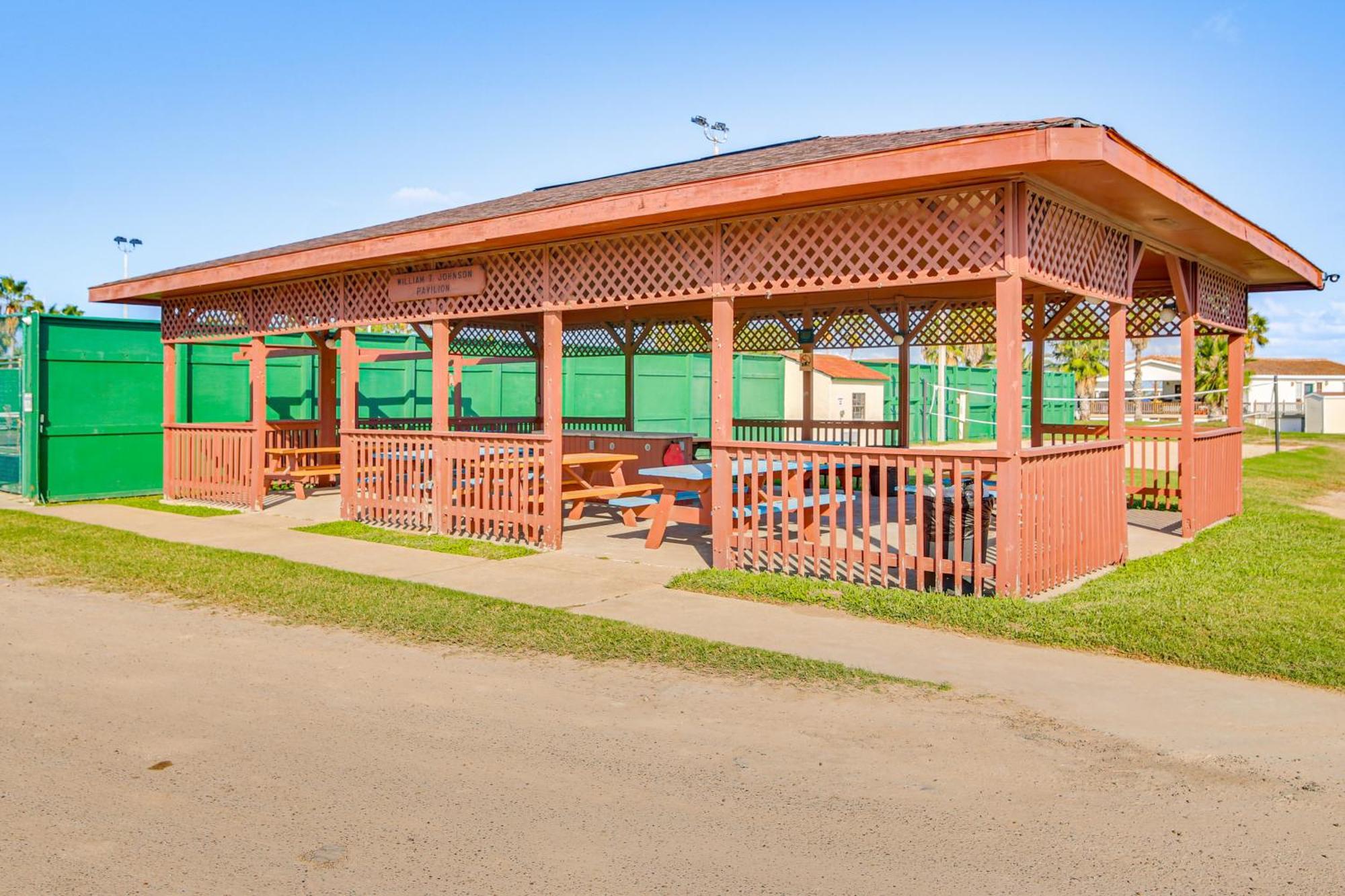 Cozy Waterfront Port Isabel Cottage With Deck! Luaran gambar